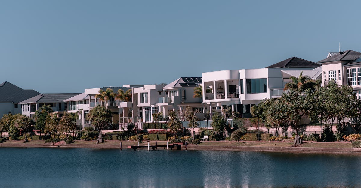 Navigating Life Insurance Options with Sunshine Coast Brokers